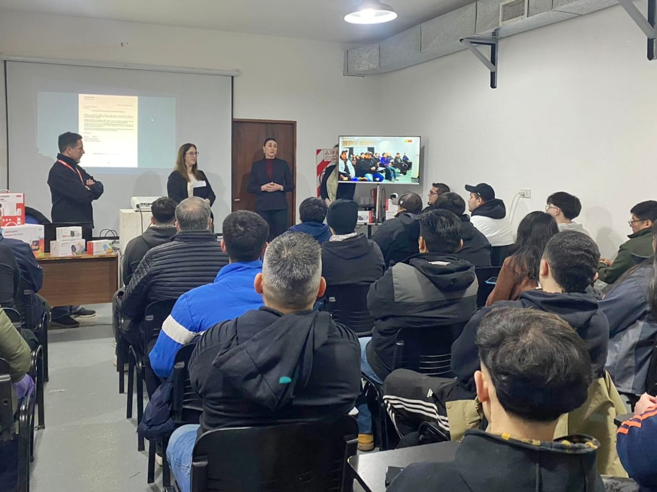 Inició el curso de «Instalación y operación de cámaras de seguridad»