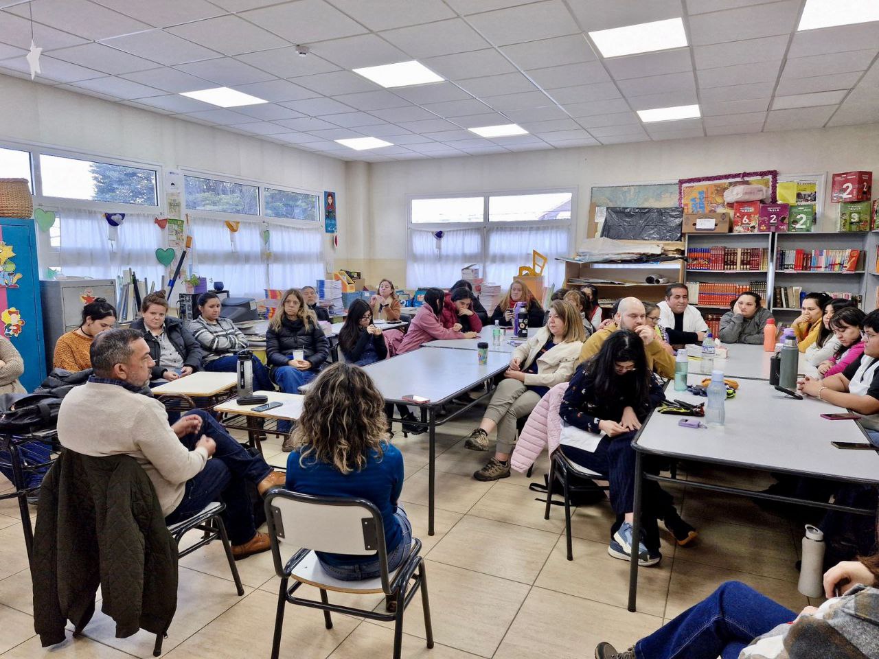 Sigue el debate con los docentes por la transformación educativa