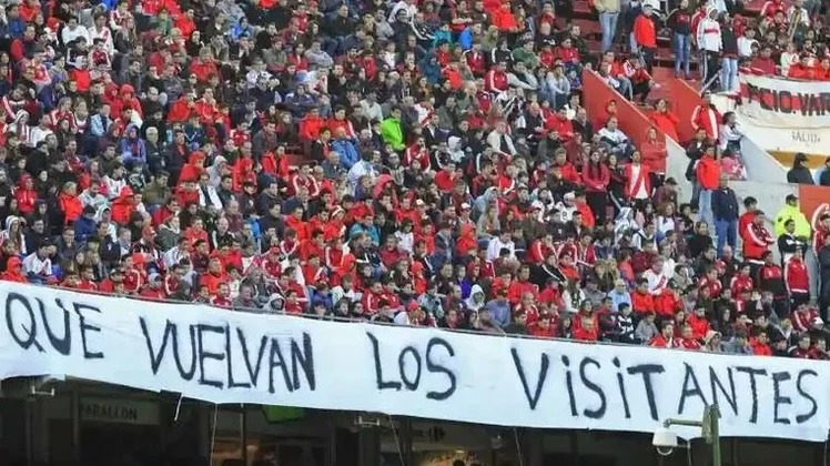 Después de 12 años, vuelven los visitantes a las canchas