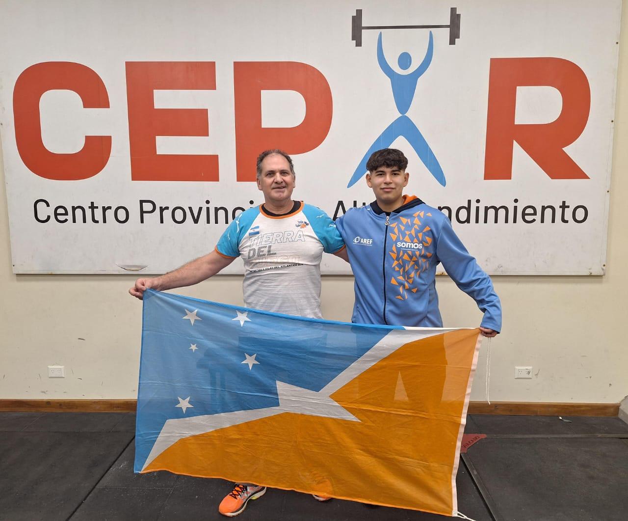 El atleta Nicolás Ravassa prepara su participación en el Iberoamericano U18