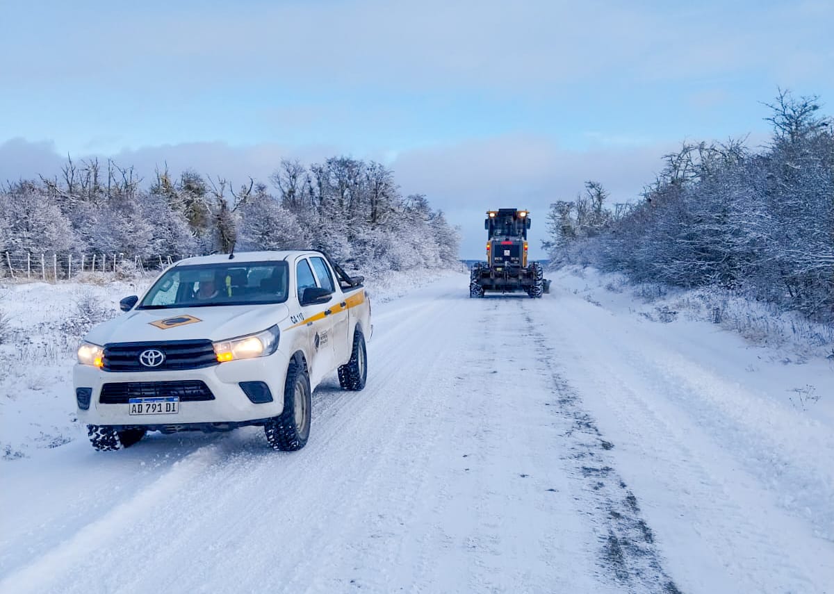 Intensifican las tareas de mantenimiento en rutas provinciales