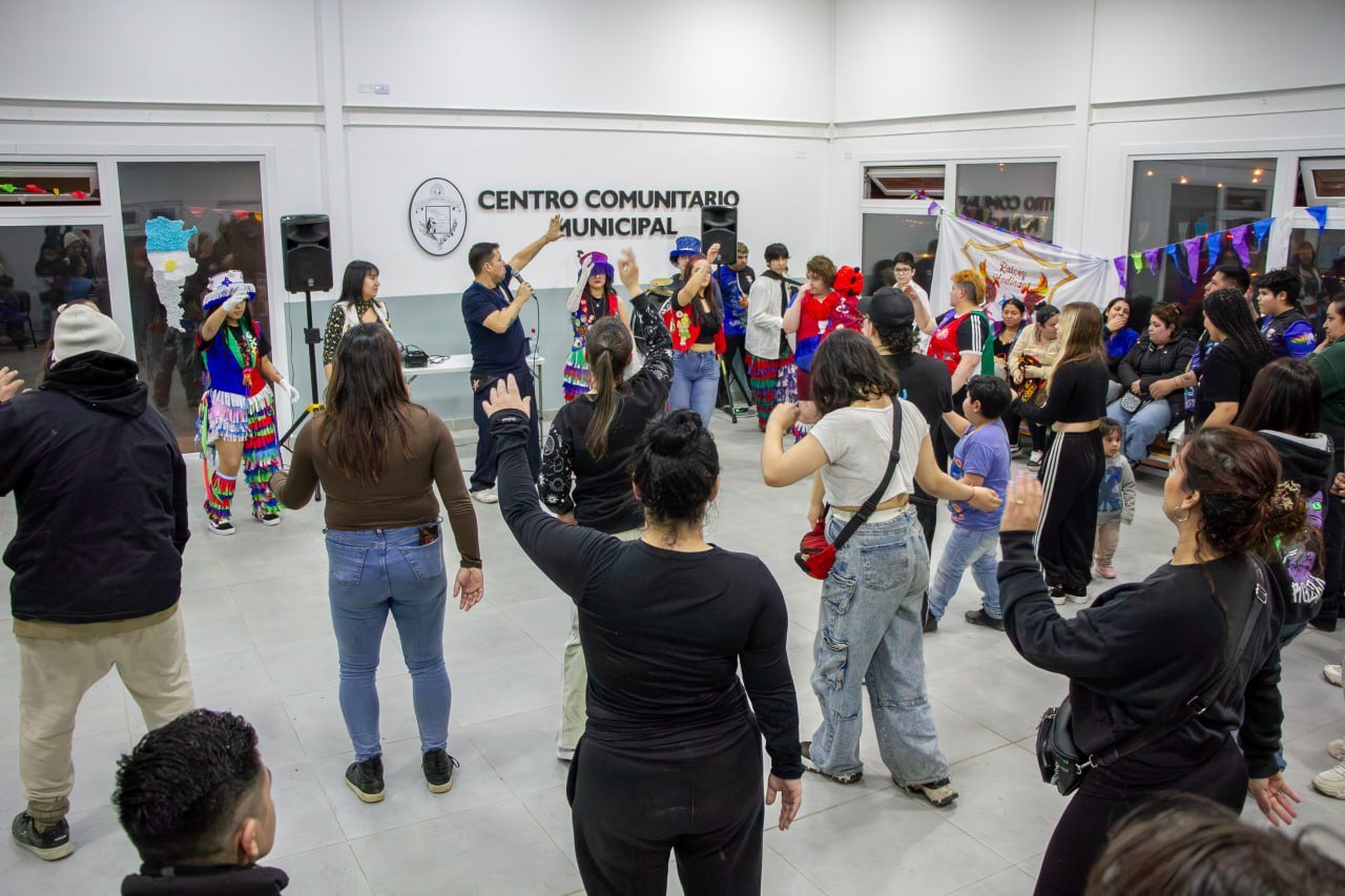 Se vivió una jornada de ritmos populares en el Centro Malvinas Argentinas
