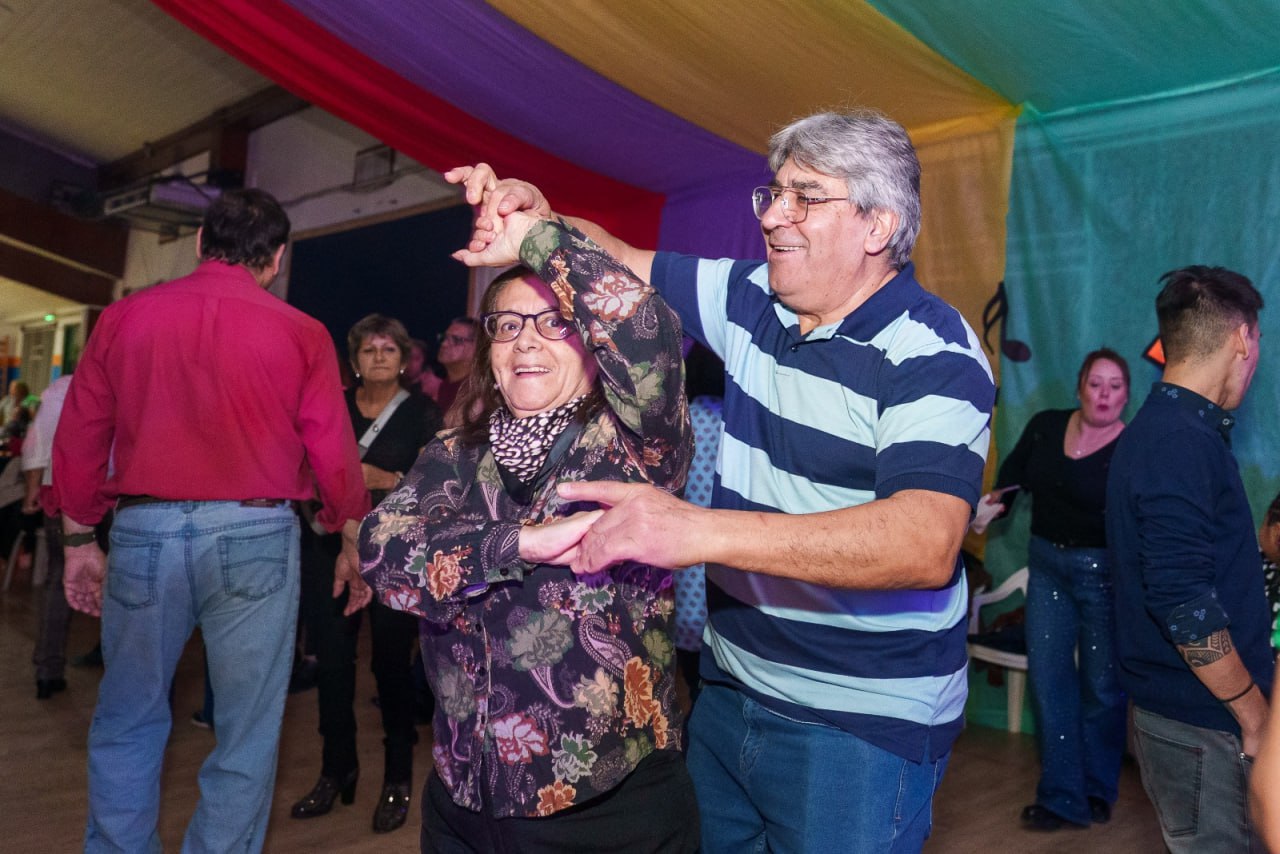 La «Matine +60» brindó una noche de encuentro para las personas mayores