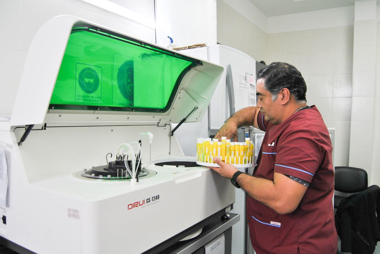 Más de 100 mil análisis realizados en el Laboratorio del Centro Infanto Juvenil