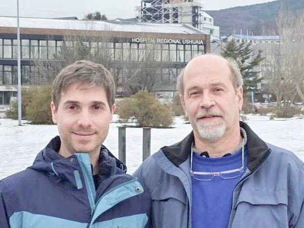 Profesionales del Hospital realizan una cirugía con neuroestimulador