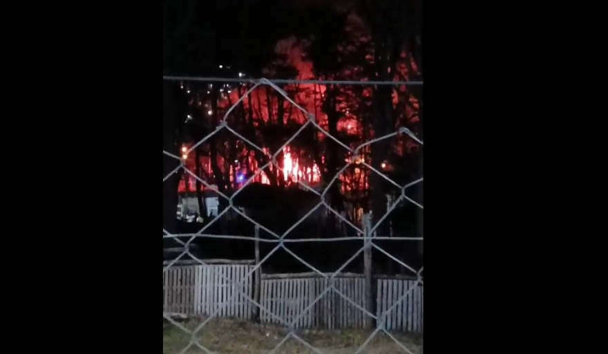 Tres hermanos murieron en un incendio en Ushuaia