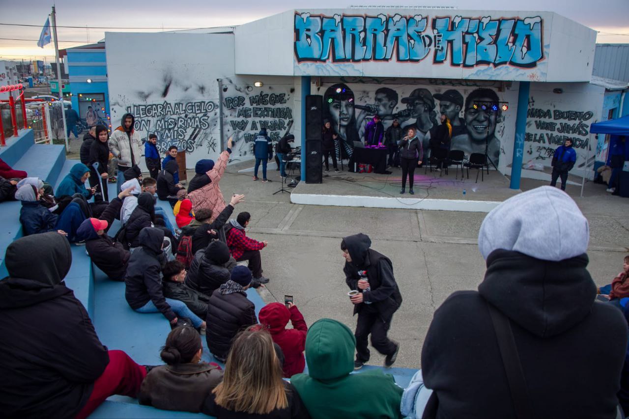 El Municipio inició el Mes de las Juventudes con una jornada cultural y recreativa