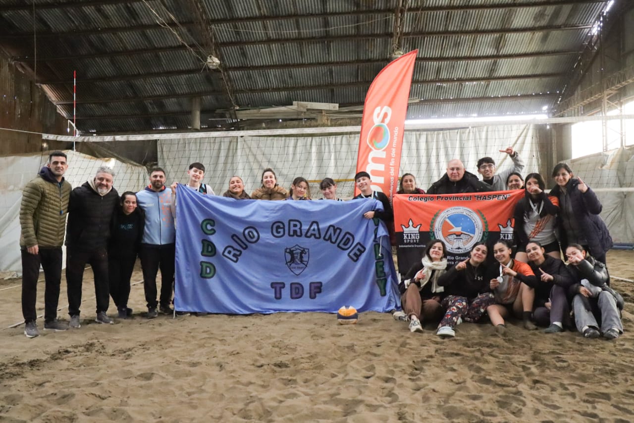 Colegio Haspen y Casa del Deporte campeones de Beach Vóley