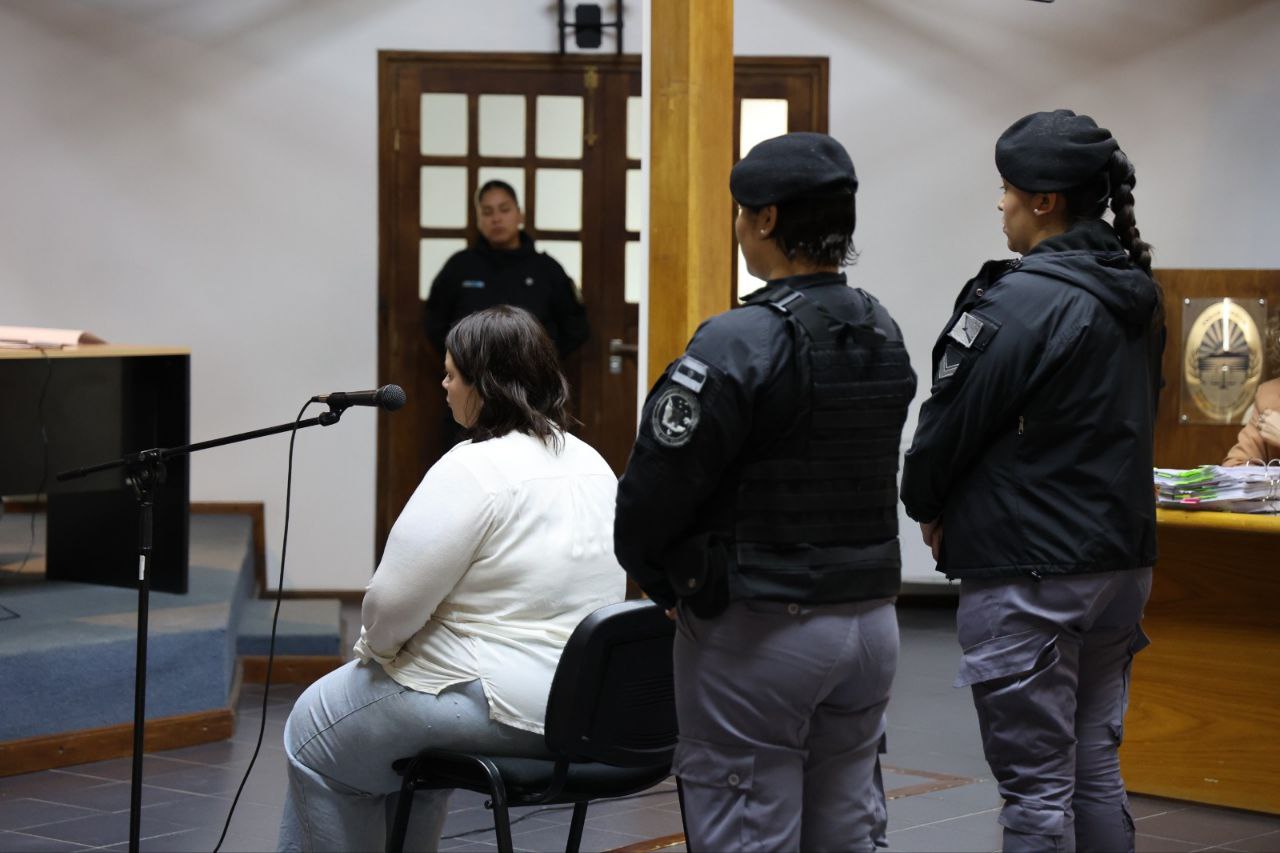 Mujer acusada de matar a su hija se negó a declarar