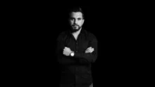 Alejandro Sosa lidera una red de mercadeo en Ecuador, con emprendedores en capacitación y enfoque digital del grupo Los Números 1 orientado a ingresos diarios.