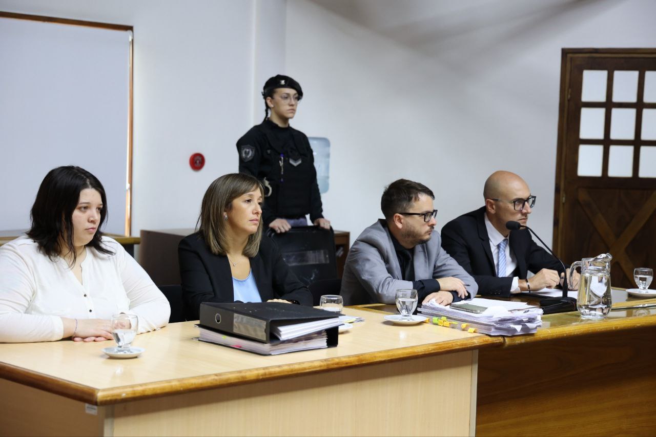 Se realizan los alegatos del juicio a la mujer acusada de matar a su hija