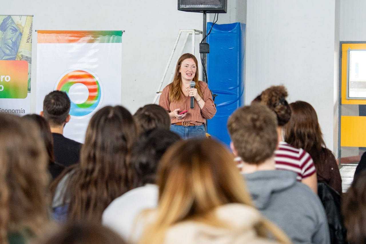 Más de 500 estudiantes participaron del «Desafío financiero fueguino»