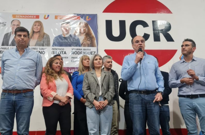 Blanco cerró la campaña con un mensaje contra la polarización y la corrupción