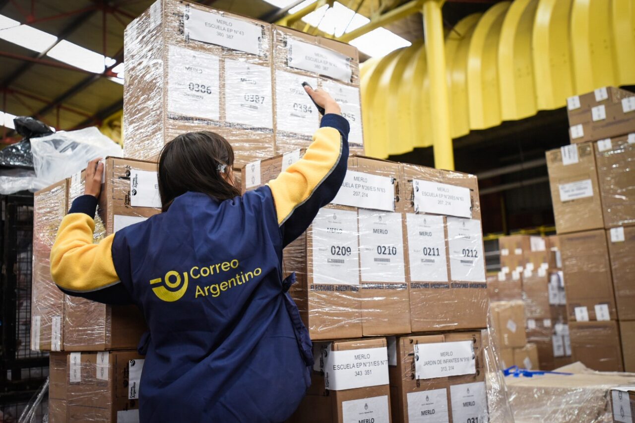 El Correo Argentino negó que esté buscando personal para las elecciones