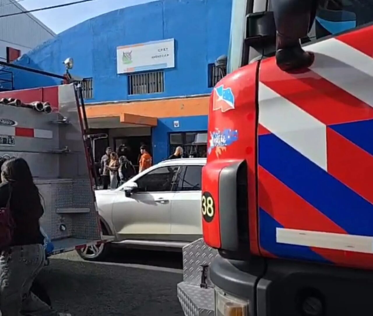 Tras el principio de incendio, los estudiantes del CPET reclaman seguridad