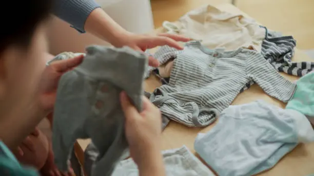Consejos para elegir ropa para niños según la estación del año
