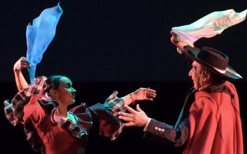 El Colegio Alicia Moreau de Justo realiza una Peña Solidaria para ayudar a familias de estudiantes