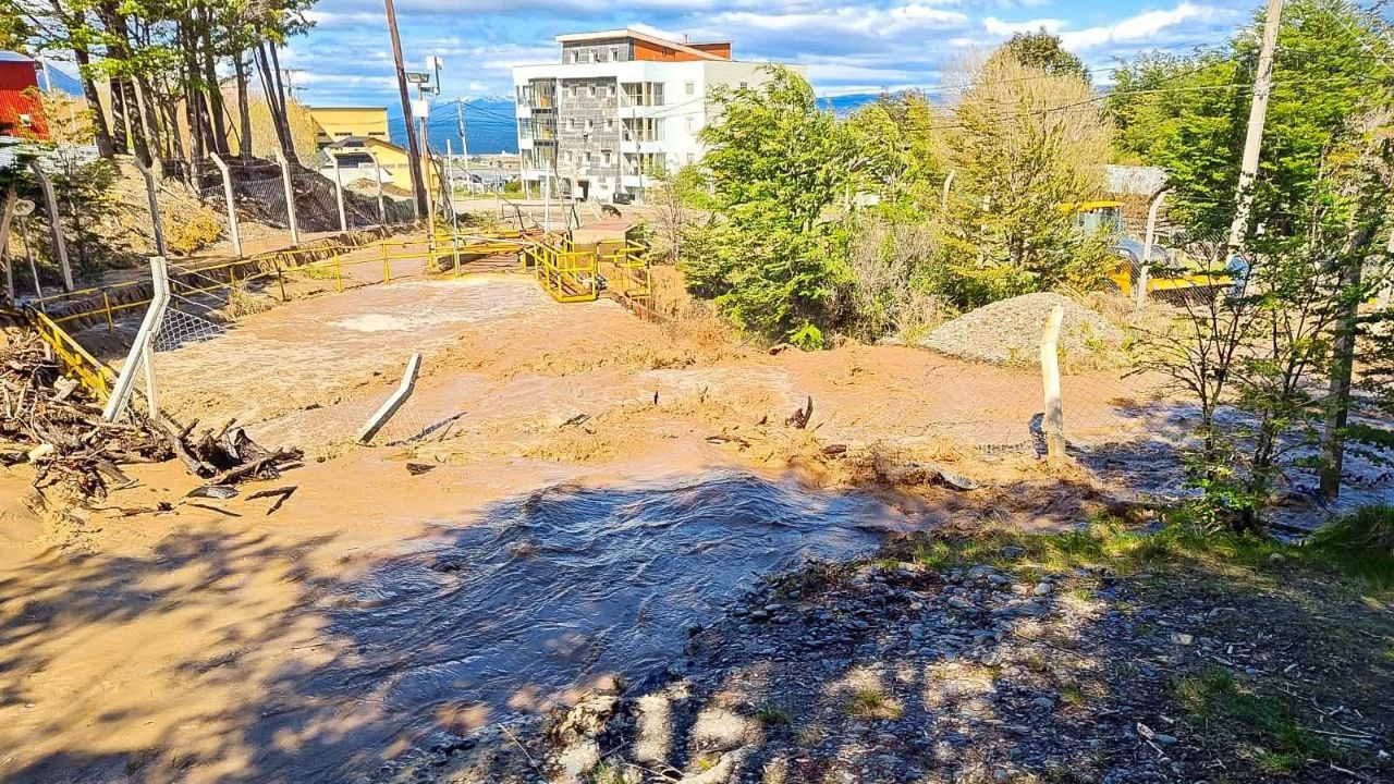 LLevan adelante maniobras preventivas ante la turbiedad del agua cruda