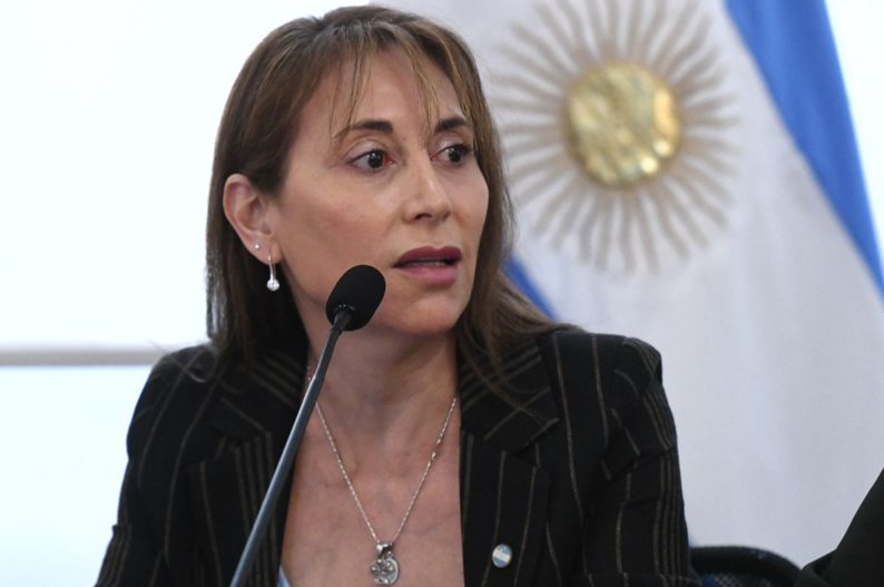 “Es la peor entrega de soberanía en la historia argentina”, cuestionó la senadora López