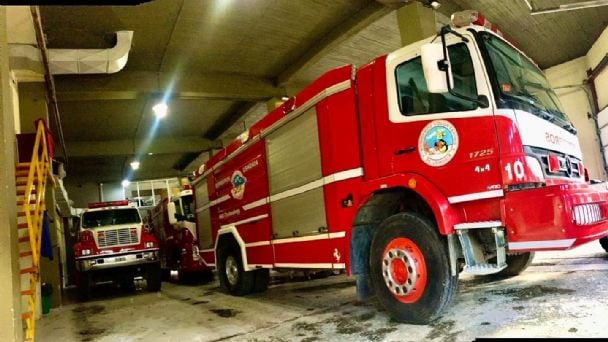 Incendio en un local gastronómico movilizó a Bomberos en la madrugada