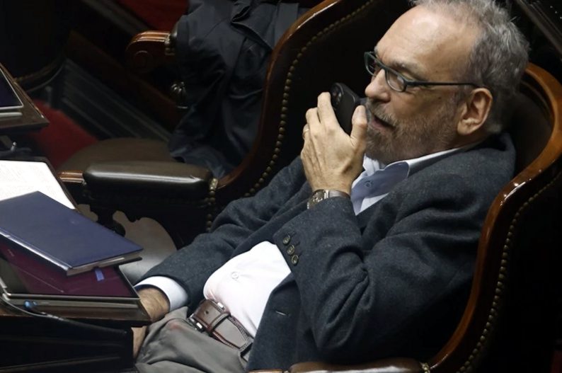 Tierra del Fuego rechaza la designación de Fernando Iglesias en la Unión Europea