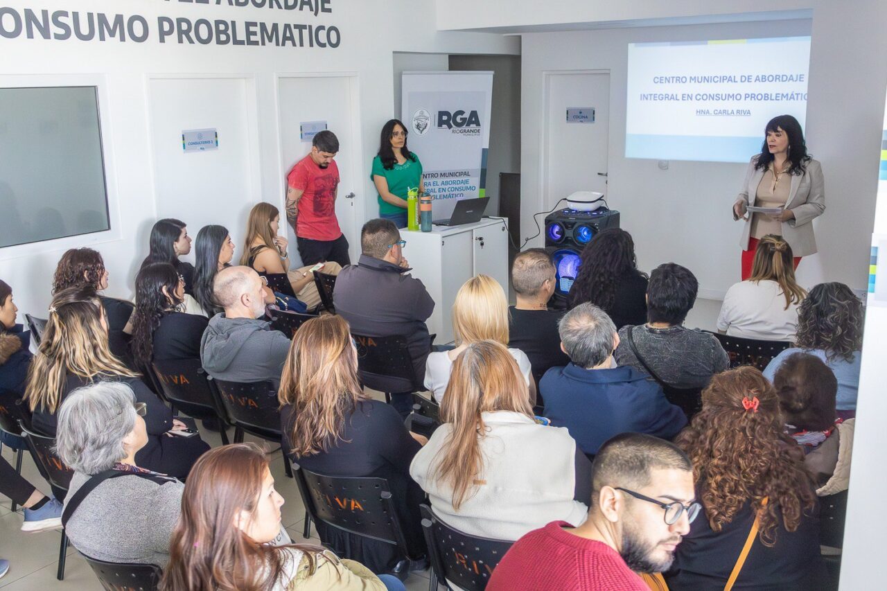 Gran convocaroria en el balance 2025 del centro «Carla Riva»