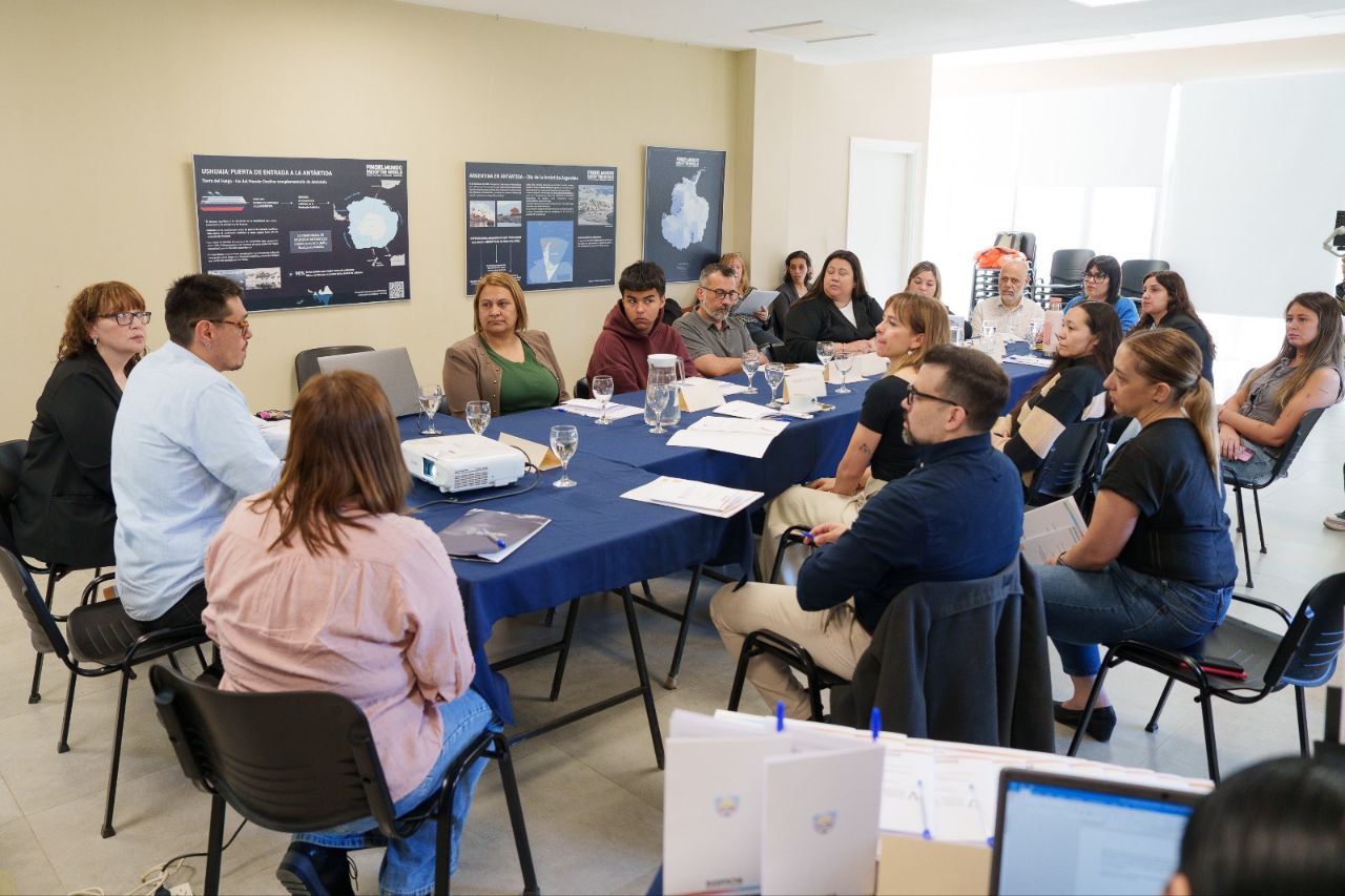 Buscan fortalecer el sistema de protección de la niñez