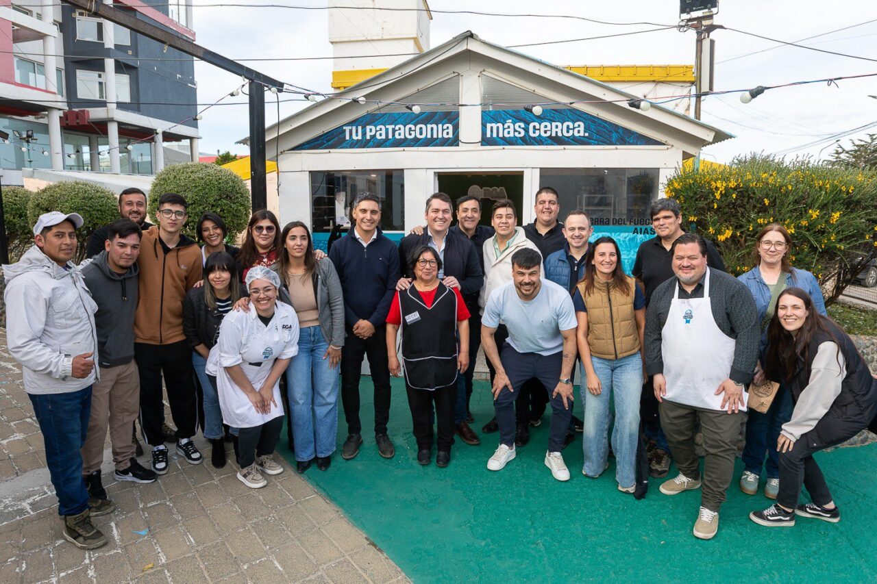 Abrió el Mercado del Atlántico en el Paseo Canto del Viento