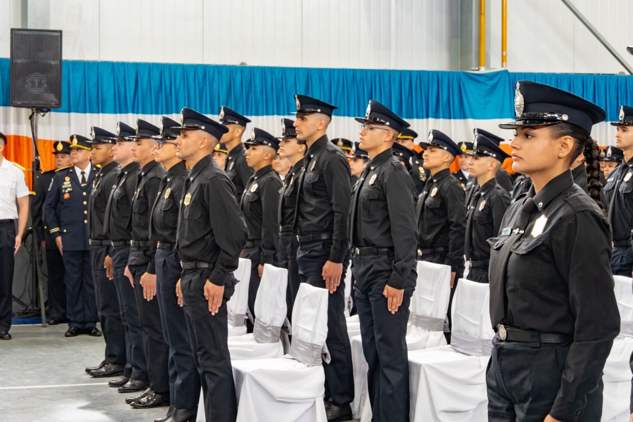 «Ser policía es más que un trabajo, es una vocación de servicio», sostuvo Melella