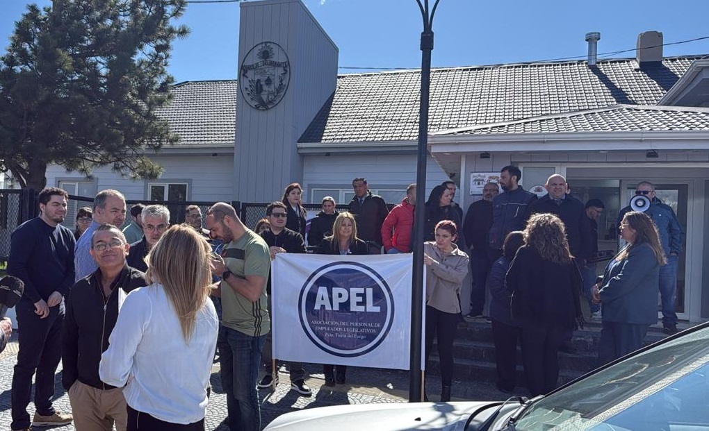 Afiliados de APEL piden la destitución de dirigentes