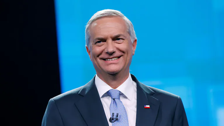 El ultraderechista José Kast es el nuevo presidente de Chile