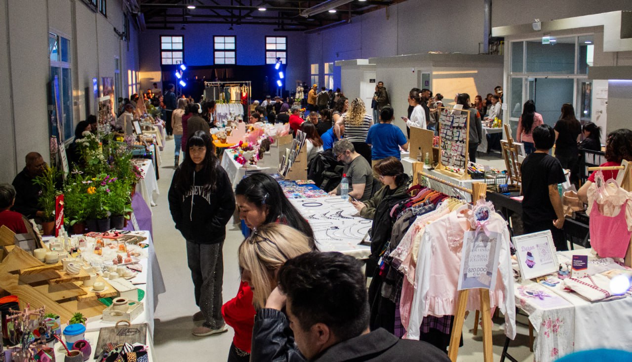 «Feriantes del fin del mundo» en el Paseo del Muelle