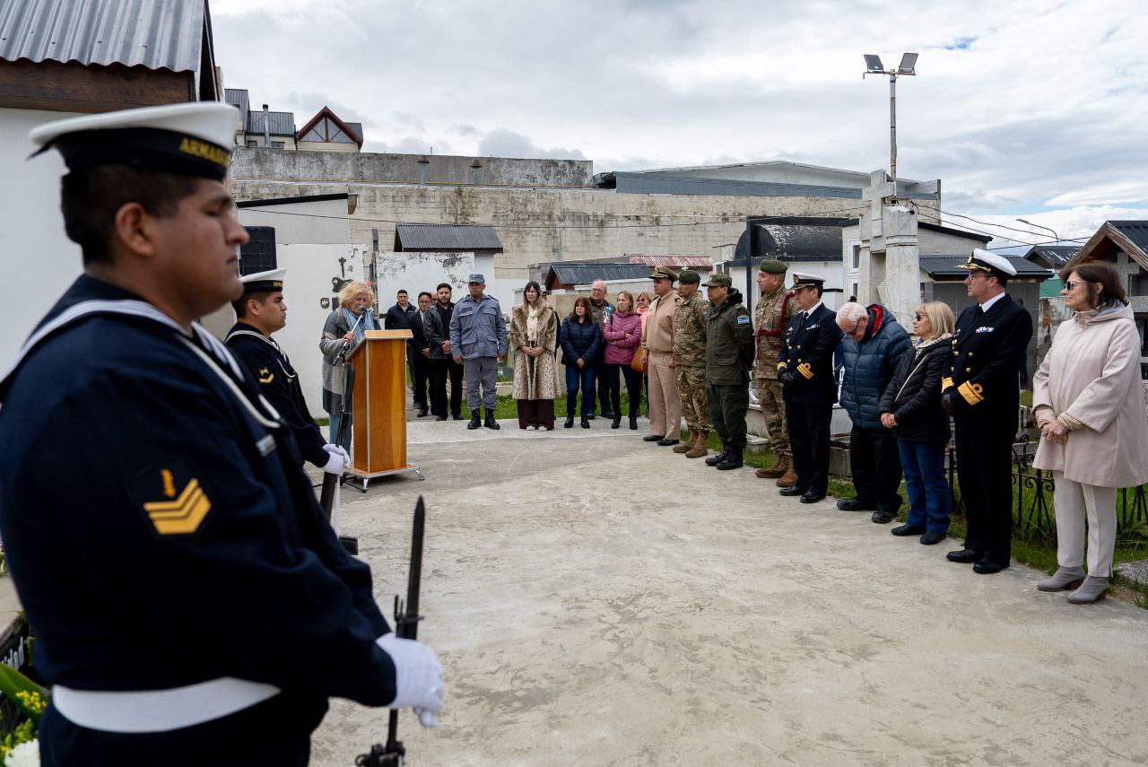 Aniversario del fallecimiento del gobernador Campos