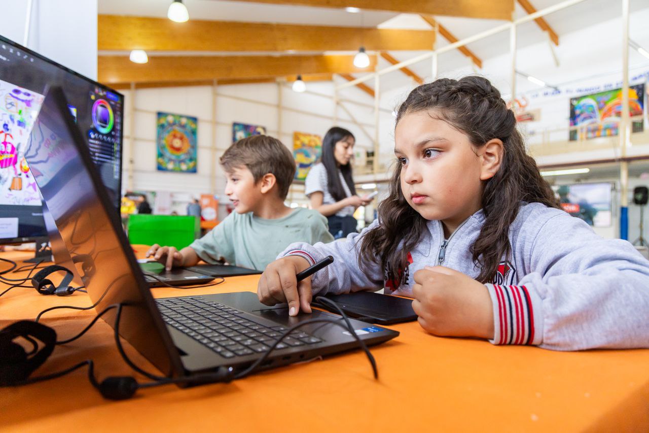 «Gobierno en tu Barrio» acercó servicios y propuestas a familias de Ushuaia