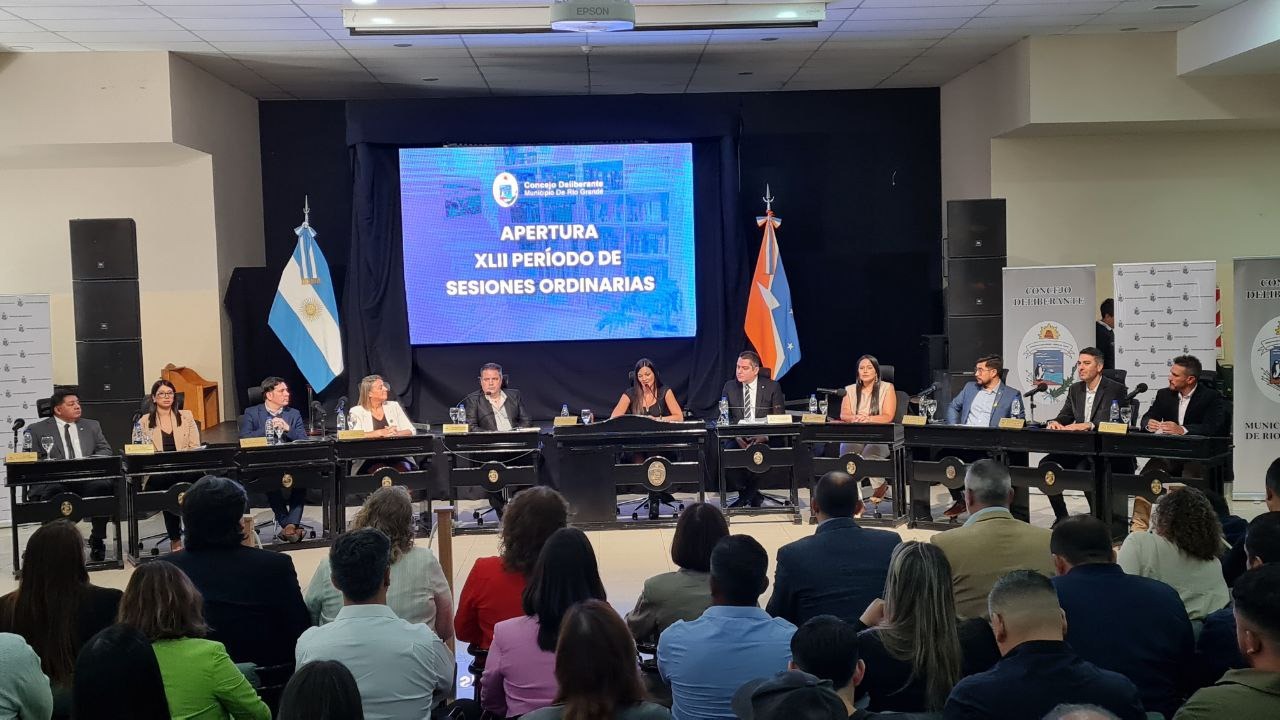 Comienza el año legislativo: sesiona el Concejo Deliberante de Río Grande