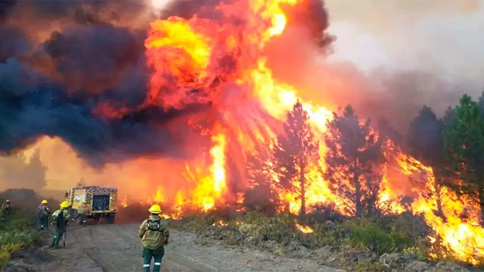 Por los incendios en Chubut, cortaron la Ruta Provincial N° 71