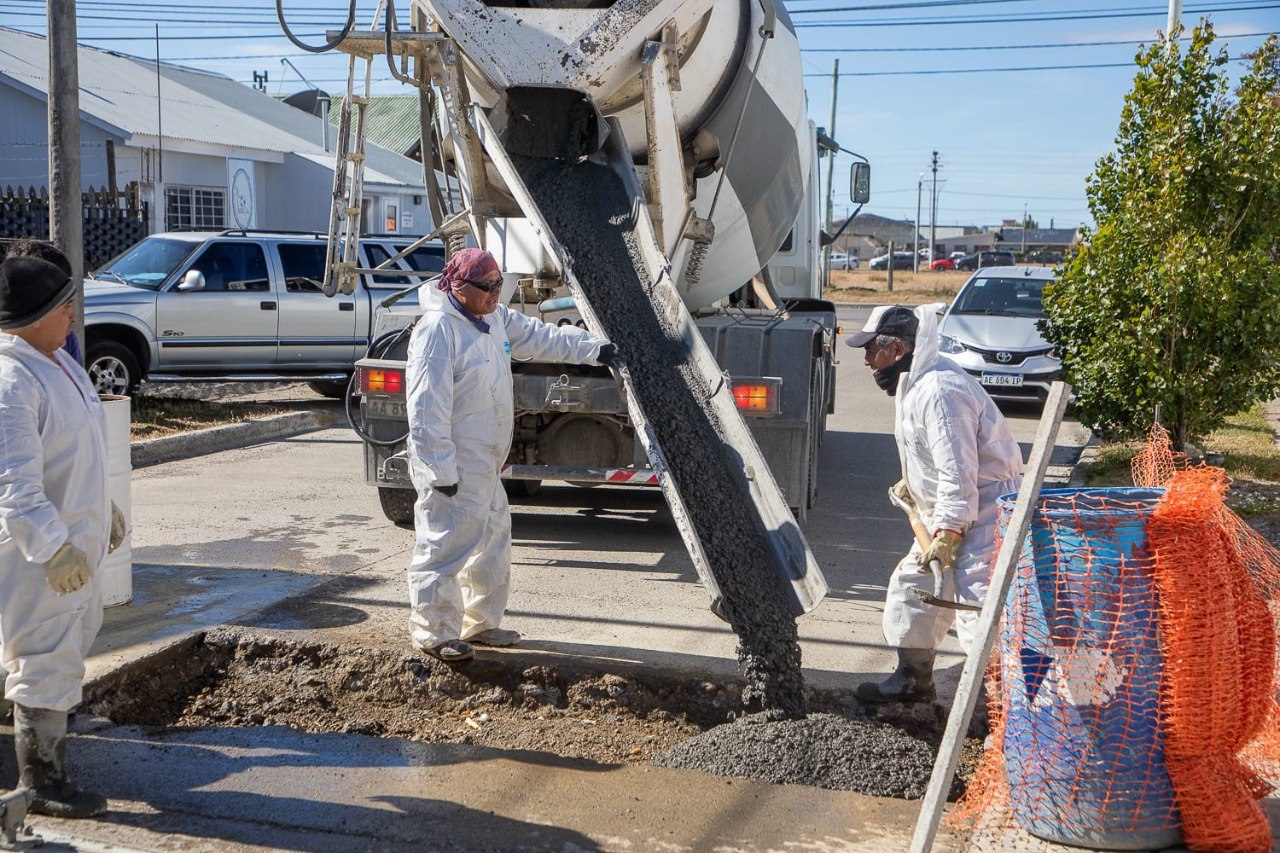 Mejoramiento con hormigonado en calles de la ciudad