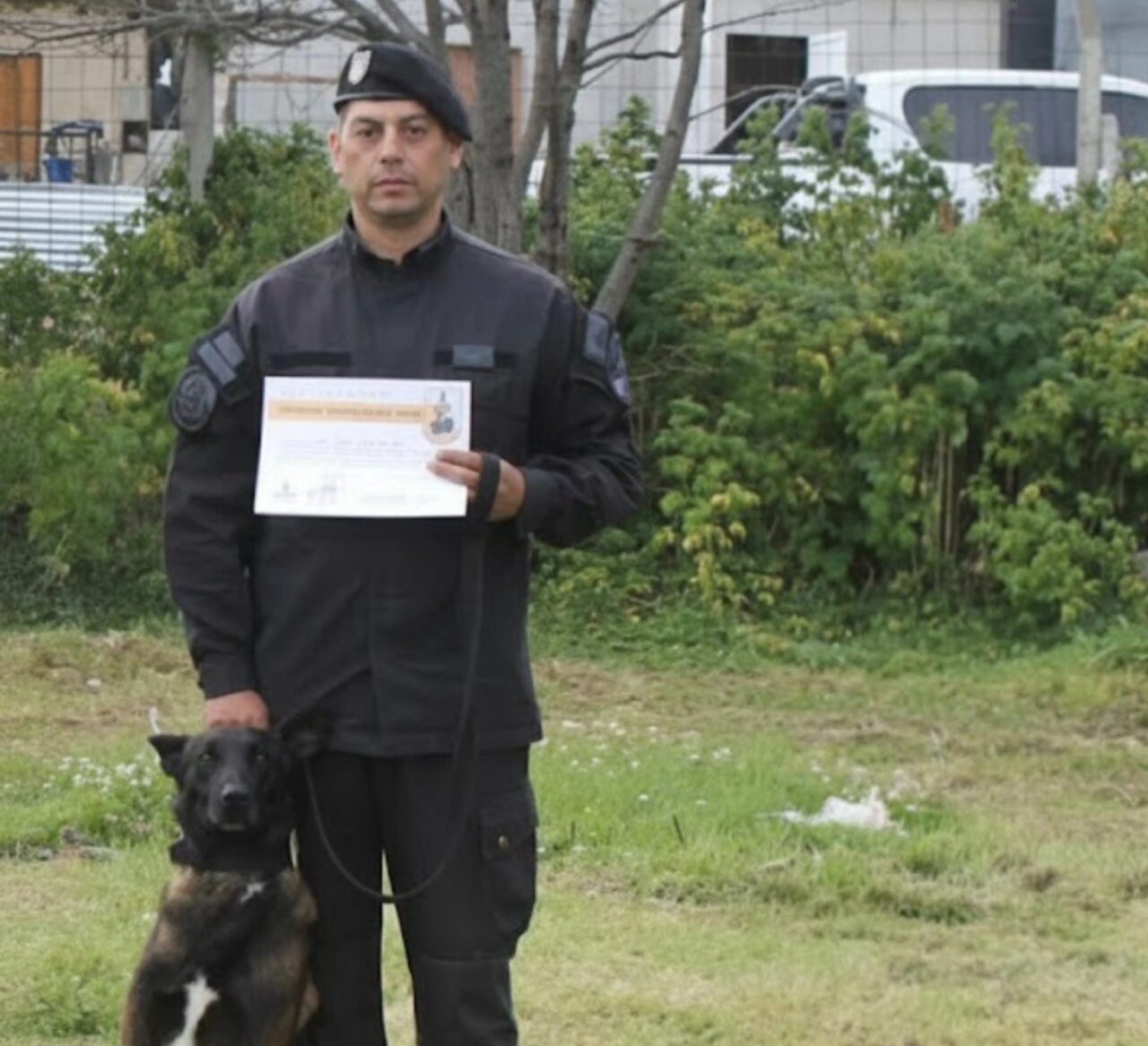 Aytan, el guardián de cuatro patas que se prepara para patrullar en la provincia