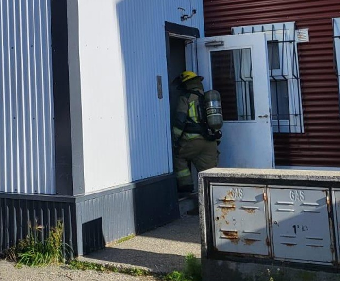 Se durmió mientras cocinaba y provocó un operativo por humo en su departamento