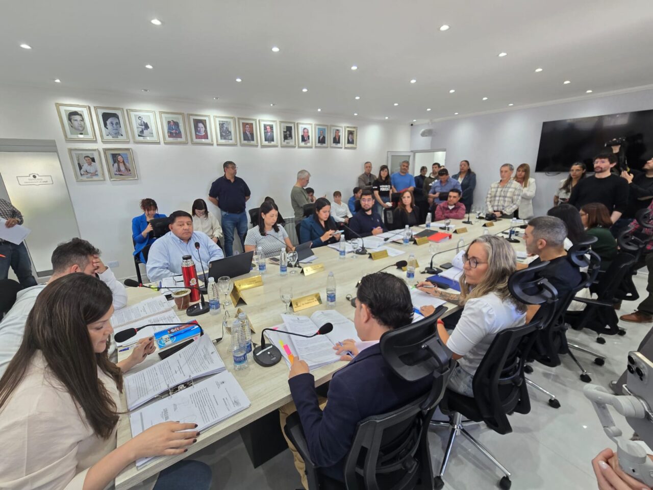 Avanzan en proyectos de tránsito, planificación urbana y programas comunitarios