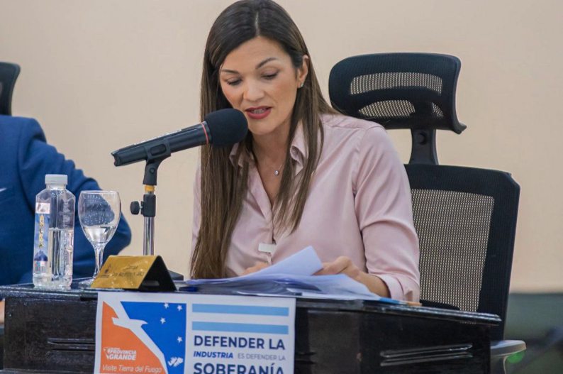 Zamora exige a Nación activar U$S 250 millones del FAMP para generar empleo