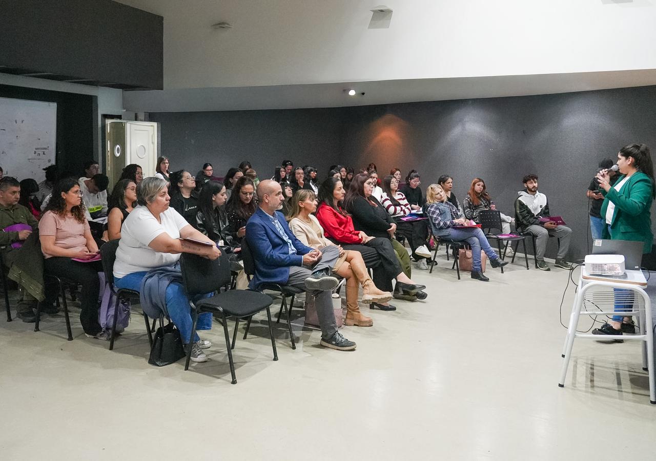 Se realizó un curso de herramientas virtuales para estudiantes a distancia