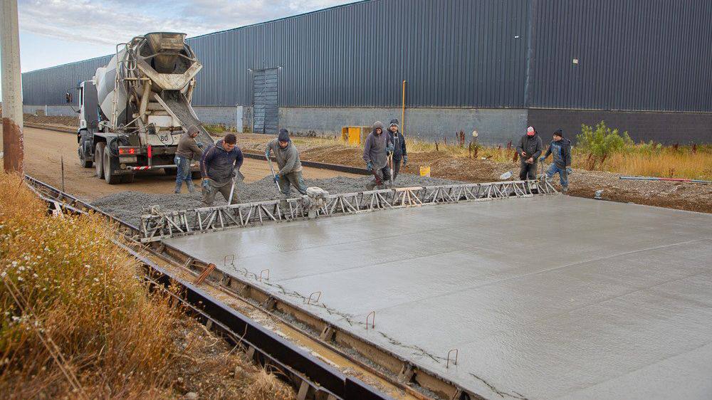 Trabajos de pavimentación en calles de Río Grande