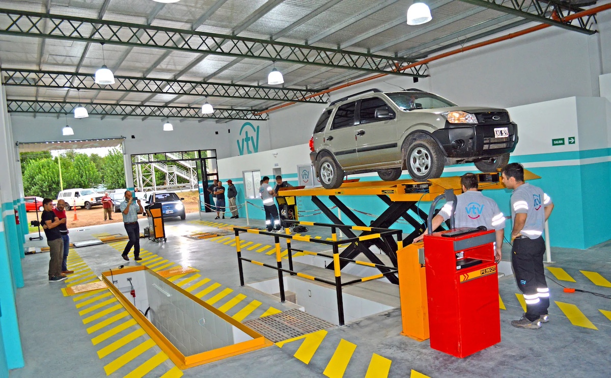 Impulsan una polémica desregulación de la revisión vehicular obligatoria
