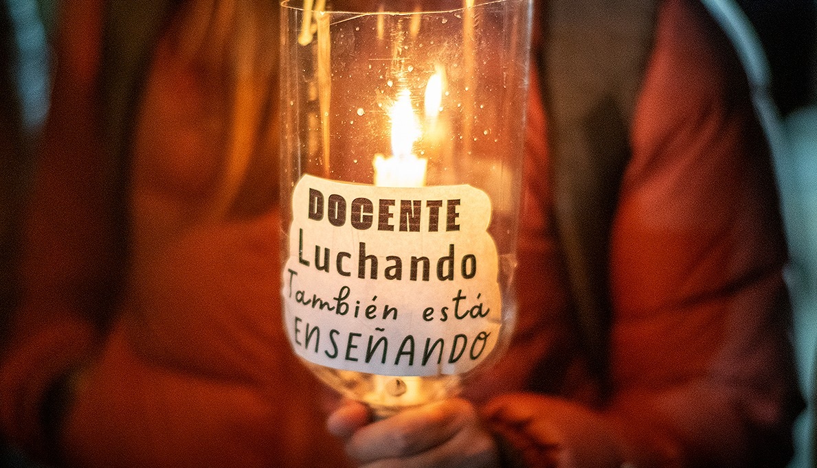 SUTEF endurece el reclamo y convoca a una marcha provincial de antorchas