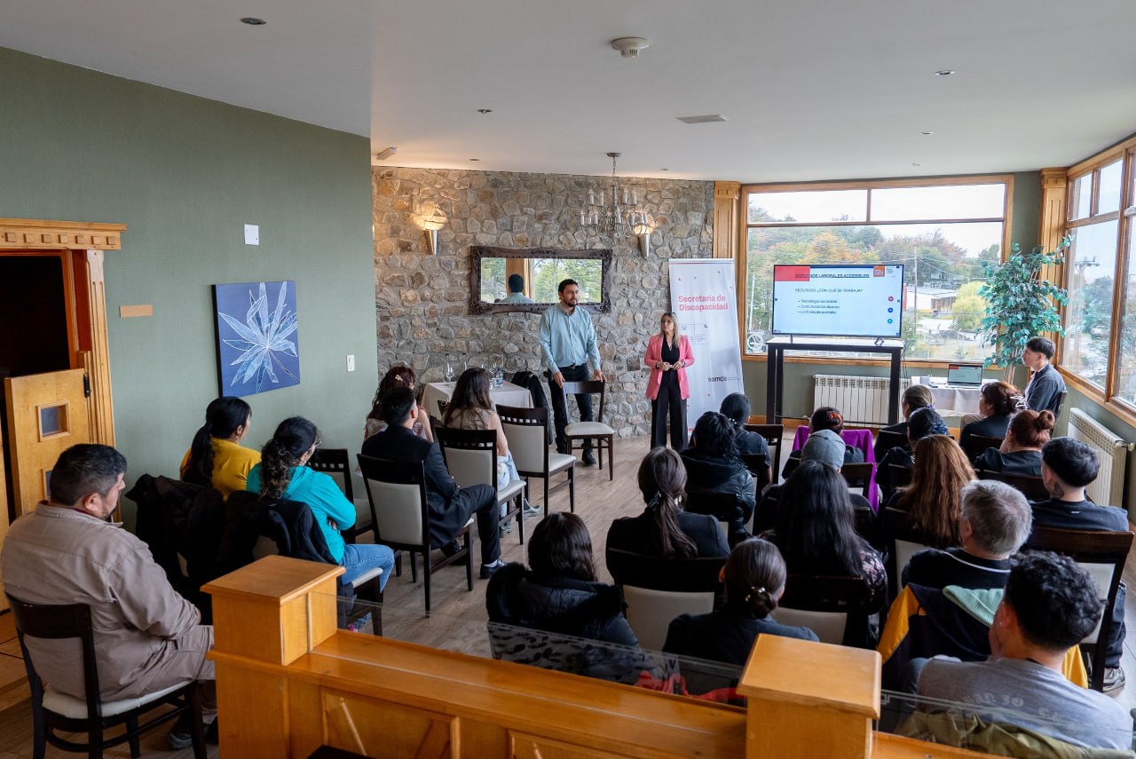 Terminó la jornada de divulgación sobre Península Mitre