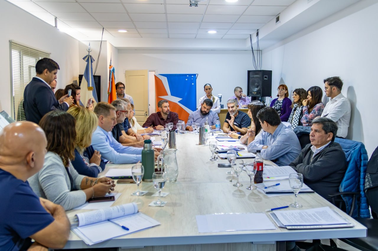 Piden que se trate la ley de financiamiento educativo y de Salud