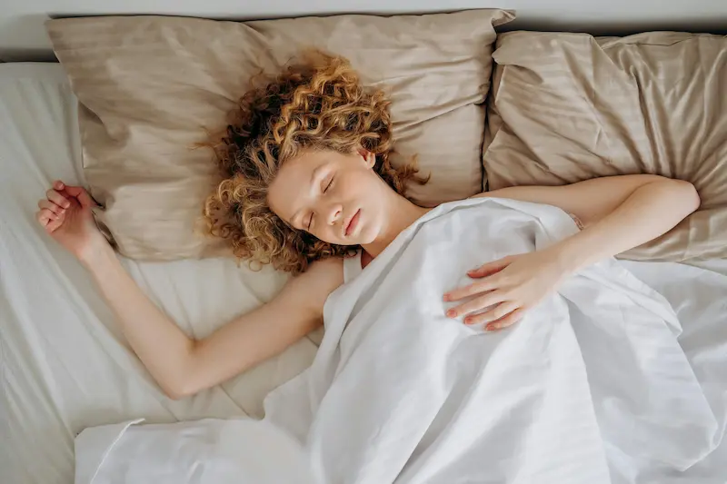 Por qué la fase REM es clave para el descanso