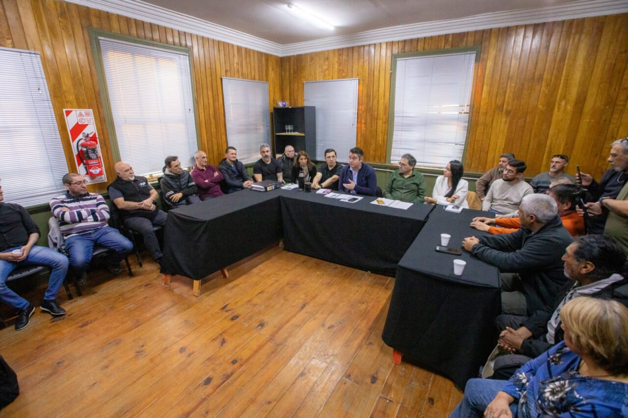 Perez se reunió con vecinos de la zona sur para analizar proyectos