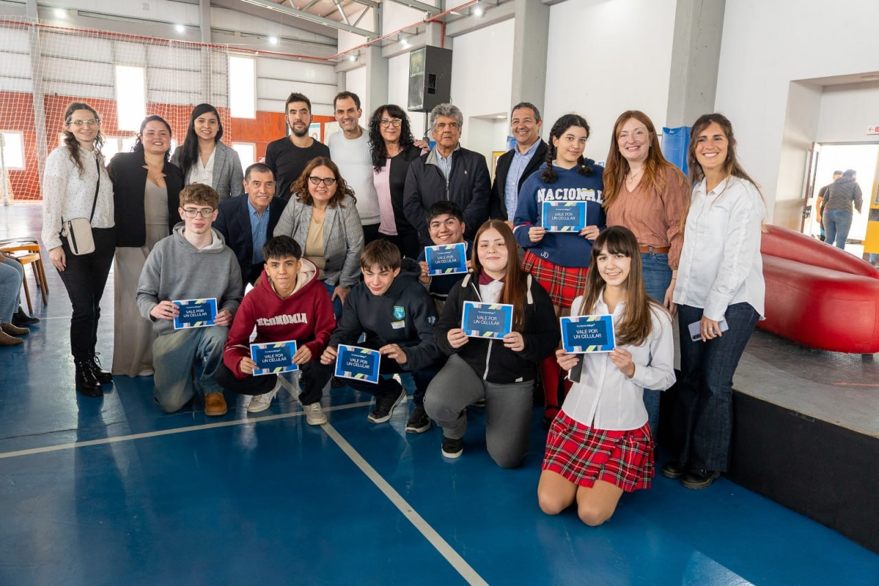Convocan a estudiantes secundarios al «Desafío productivo y financiero»